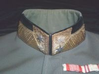 Bluse Oberstabsarzt 2. Klasse Kragendetail Bluse Oberstabsarzt 2. Klasse Kragendetail